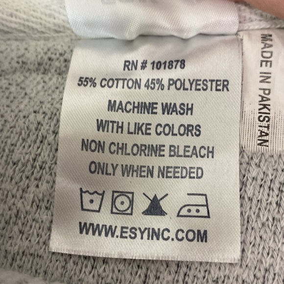 ESY SURF COMPANY - SIZE SMALL - SOFT HEATHERED GRAY WITH LARGE FRONT LETTERS B22 - Picture 9 of 9